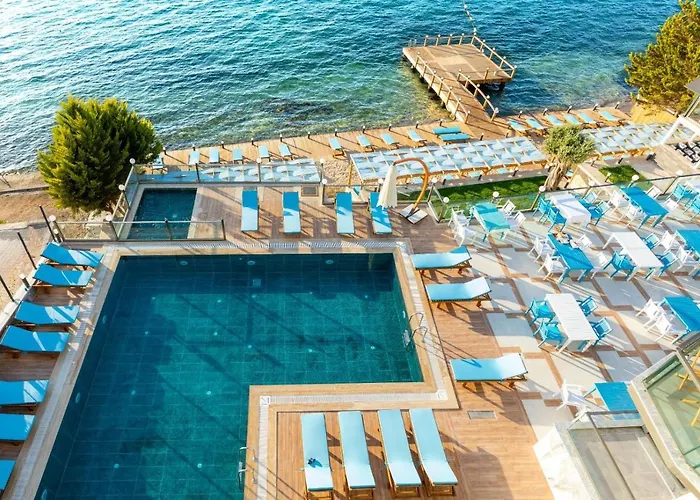Yalı Boutique Otel 4*