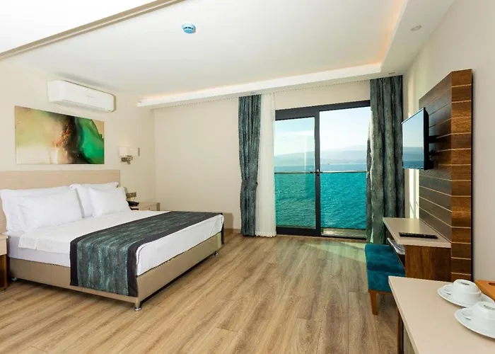 Yalı Boutique Otel 4*