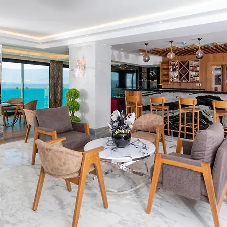 Yali Boutique Hotel