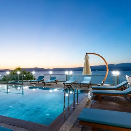 Yalı Boutique 4*
